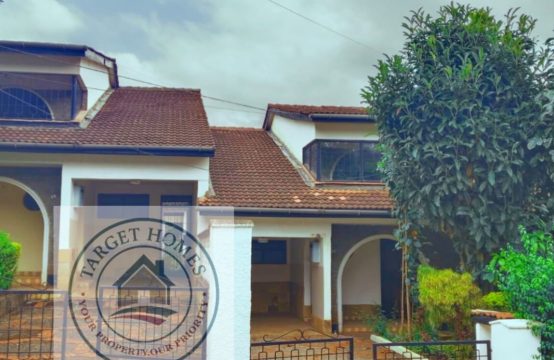 4 Bedrooms Maisonette For Sale -Kilimani